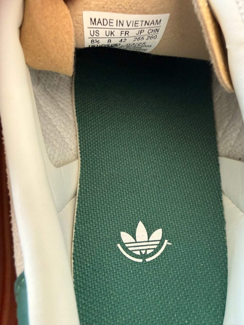 adidas Women's Sneakers Cream Green Pink - Picture 5 of 5